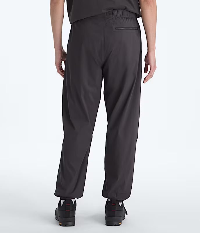 Men’s TNF™ Red Box Packable Wind Pants